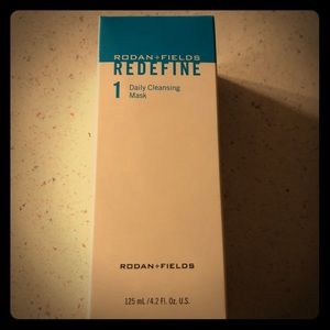 Rodan & Fields Redefine Daily Cleansing Mask